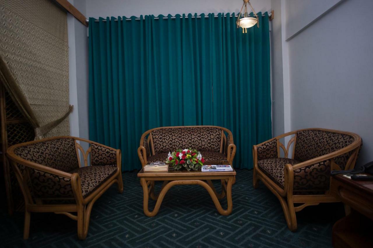 Hotel Mehran Karachi Exterior photo